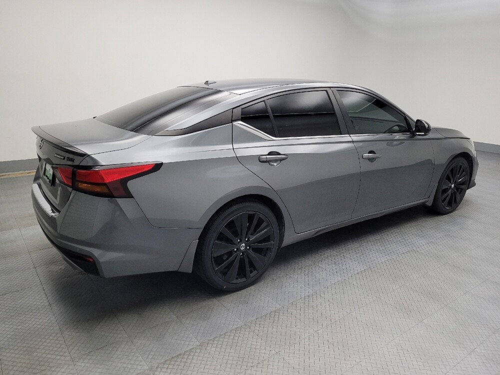 2022 Nissan Altima in Peoria, IL 61615 - 18067139 10