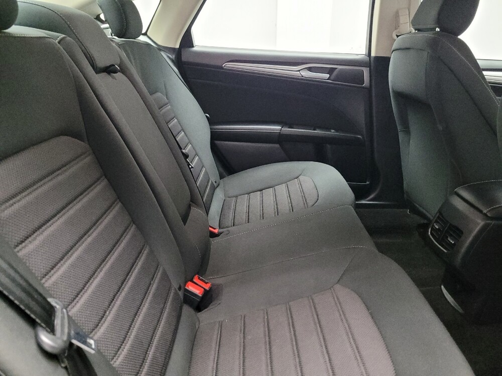 2020 Ford Fusion in Eastpointe, MI 48021 - 18067141 19