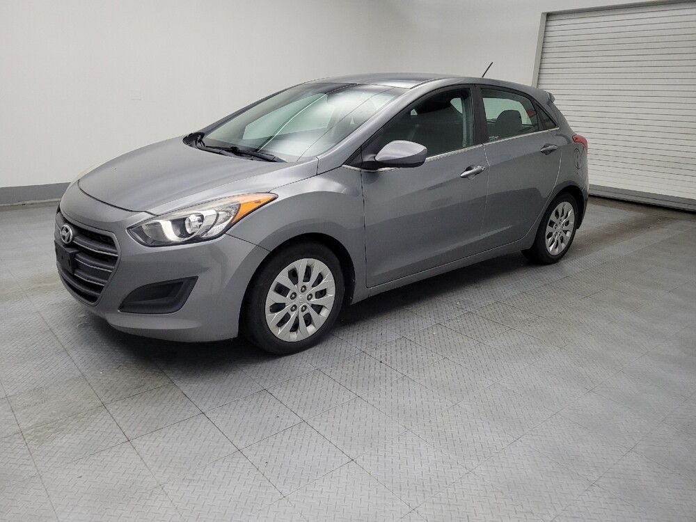 2017 Hyundai Elantra in Peoria, IL 61615 - 18067193 2