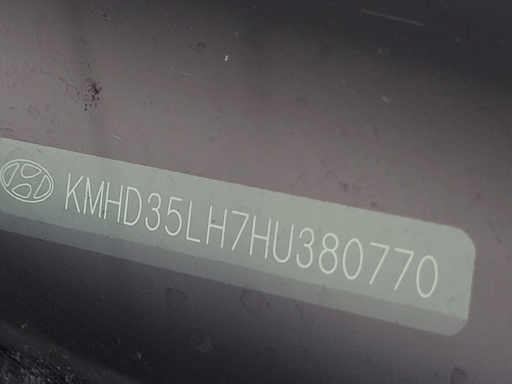 2017 Hyundai Elantra in Peoria, IL 61615 - 18067193 33