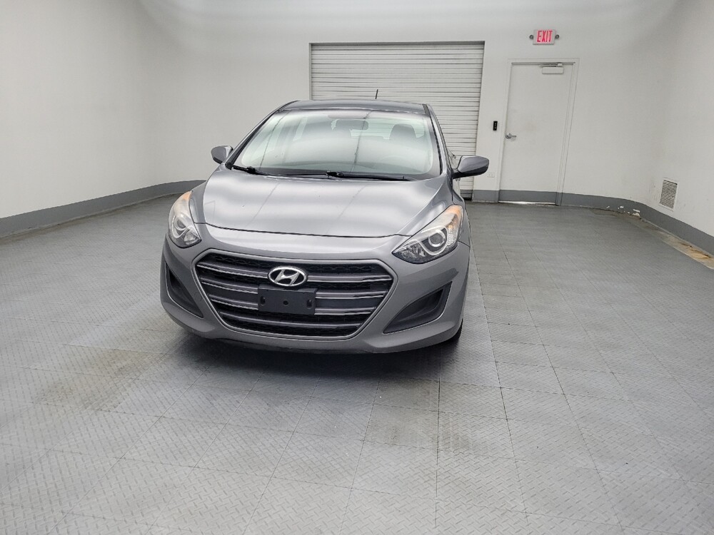 2017 Hyundai Elantra in Peoria, IL 61615 - 18067193 15