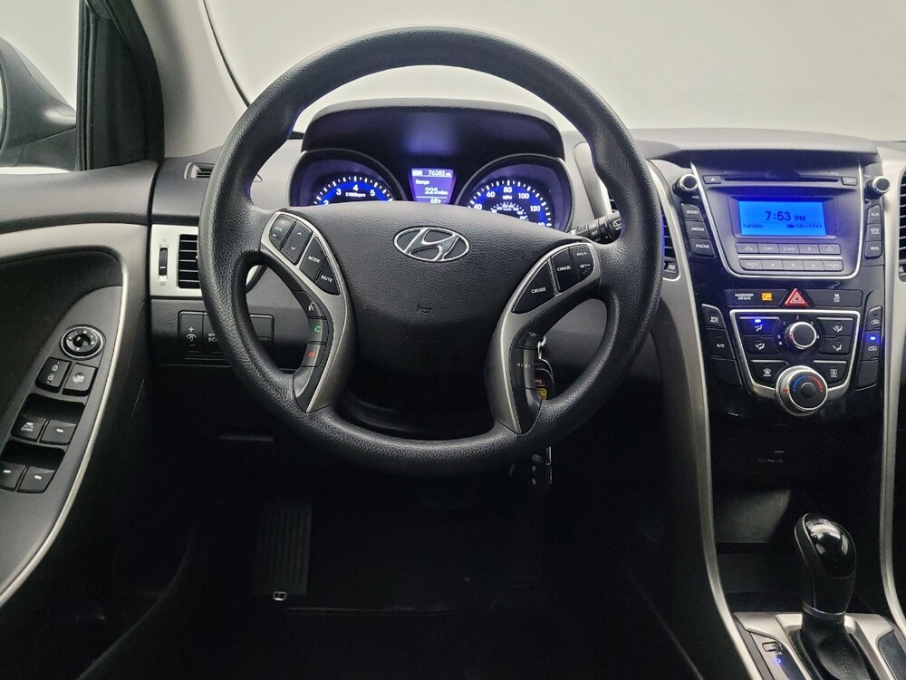 2017 Hyundai Elantra in Peoria, IL 61615 - 18067193 22