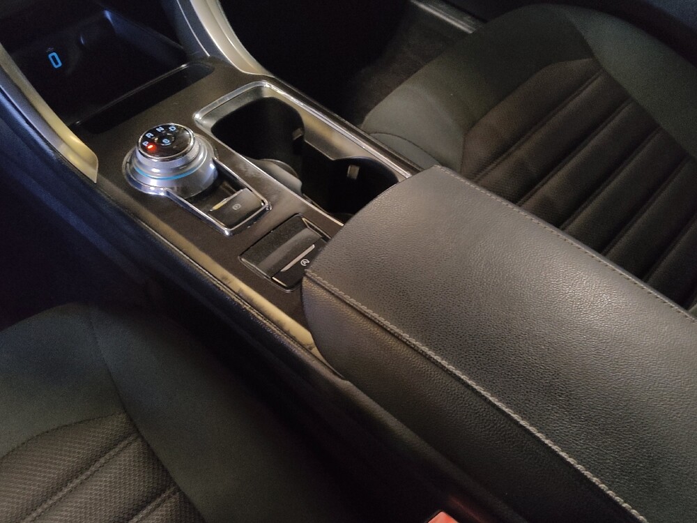 2017 Ford Fusion in Hialeah, FL 33014 - 18067198 26