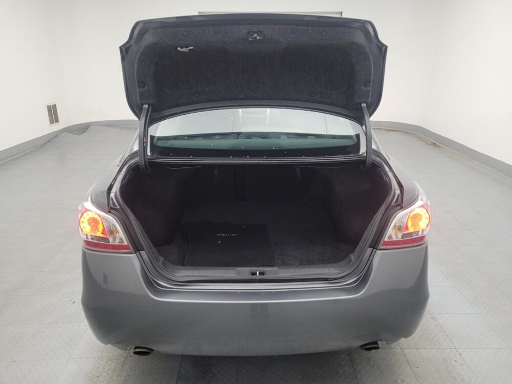 2015 Nissan Altima in Maple Heights, OH 44137 - 18067220 29