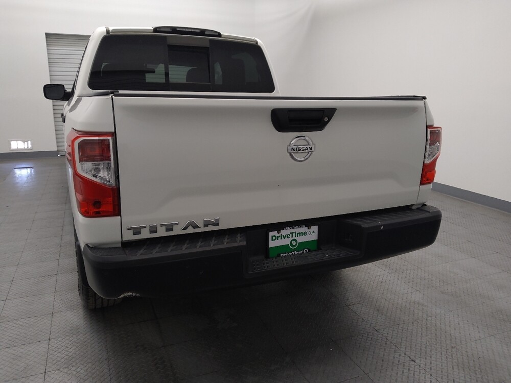 2019 Nissan Titan in Houston, TX 77060 - 18067269 6