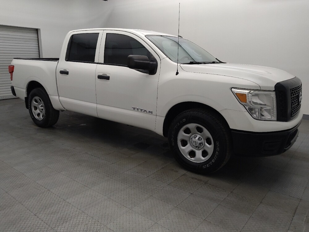 2019 Nissan Titan in Houston, TX 77060 - 18067269 11