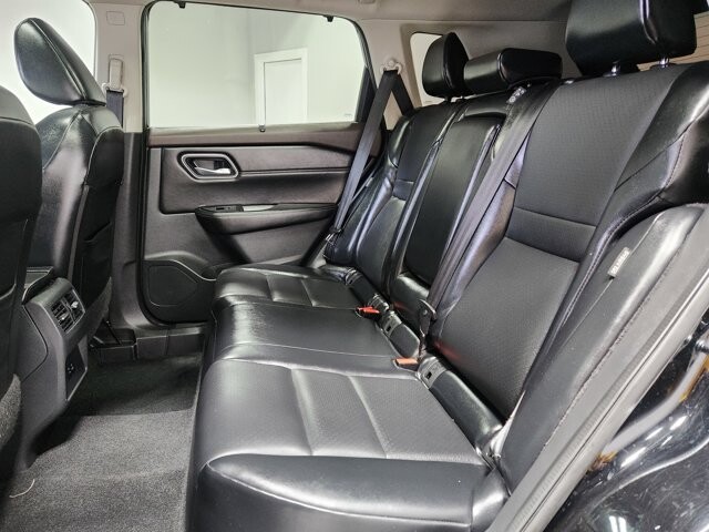 2021 Nissan Rogue in Cinnaminson, NJ 08077 - 18067312 13