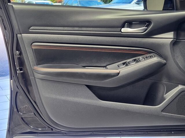 2022 Nissan Altima in Cinnaminson, NJ 08077 - 18067322 10