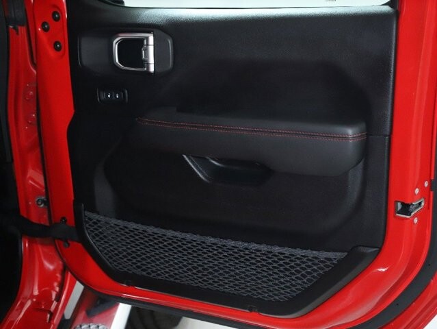 2020 Jeep Gladiator in Bedford, OH 44146 - 18067334 32