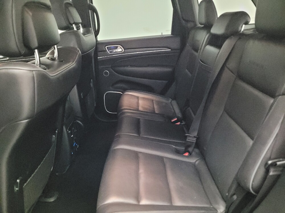 2020 Jeep Grand Cherokee in Fresno, CA 93726 - 18067349 18