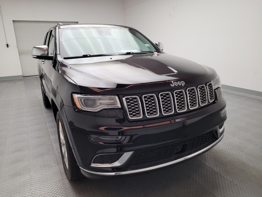 2020 Jeep Grand Cherokee in Fresno, CA 93726 - 18067349 14