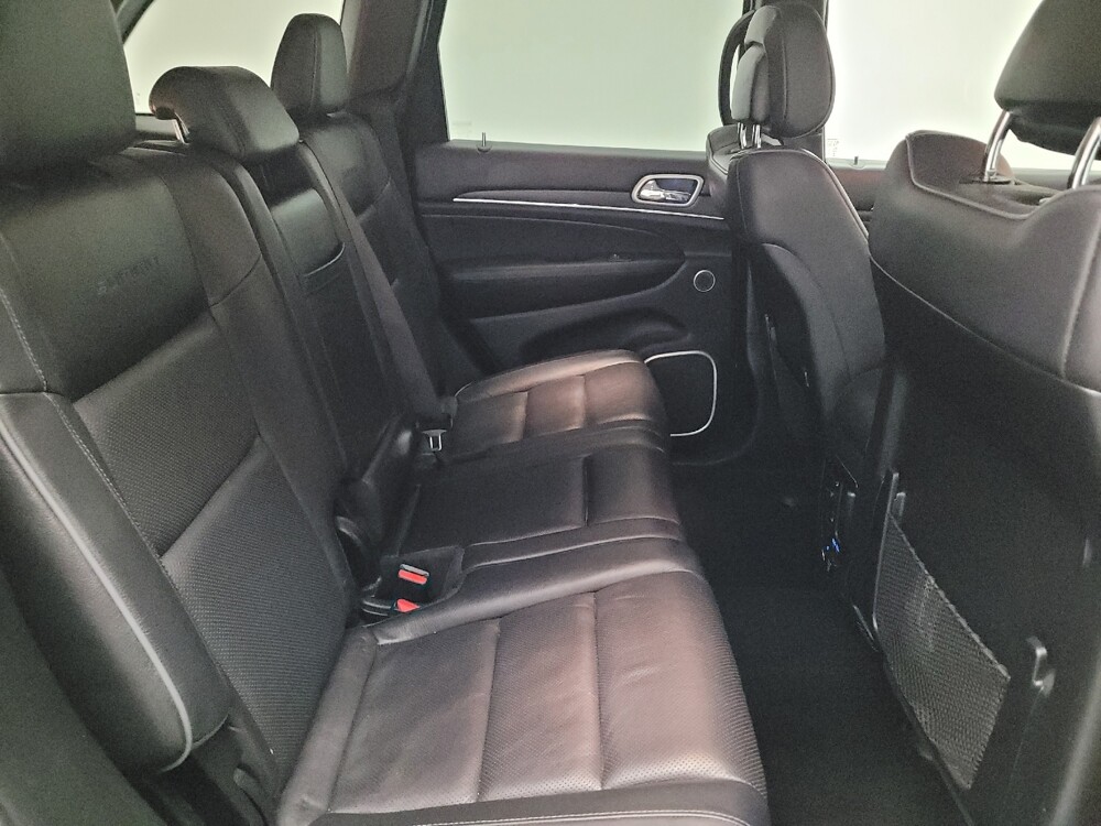 2020 Jeep Grand Cherokee in Fresno, CA 93726 - 18067349 19