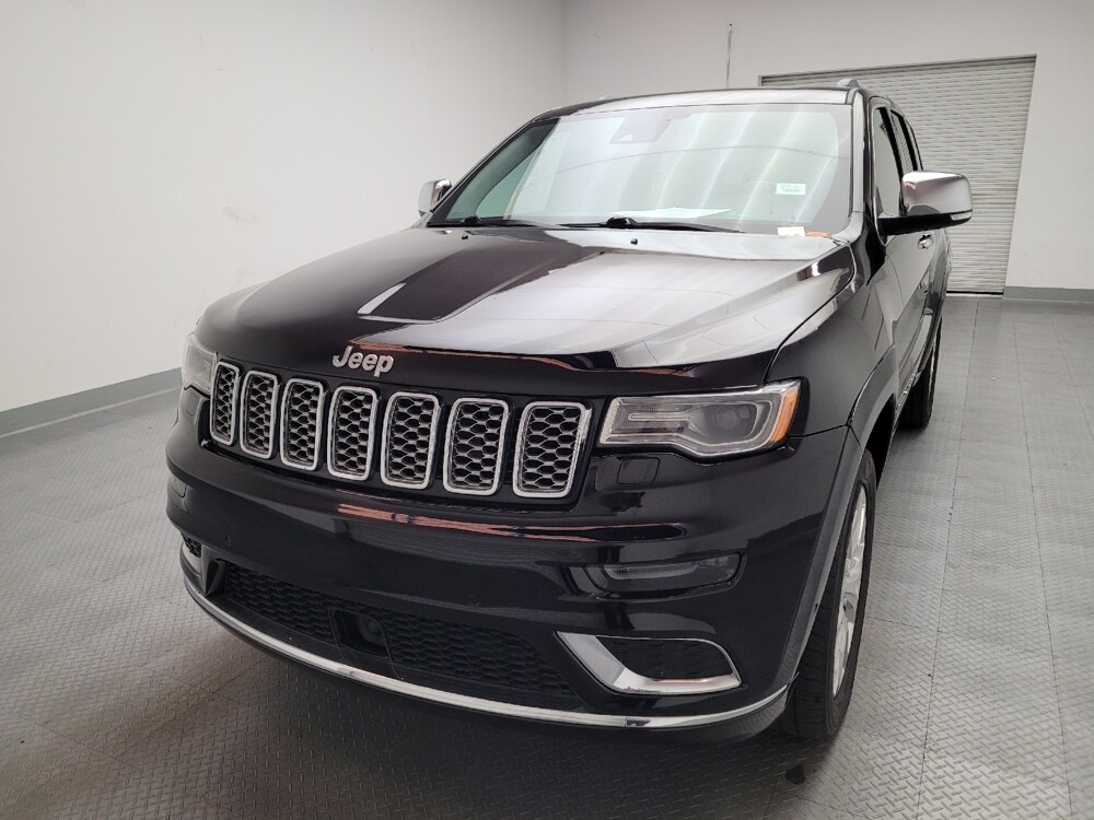 2020 Jeep Grand Cherokee in Fresno, CA 93726 - 18067349 15