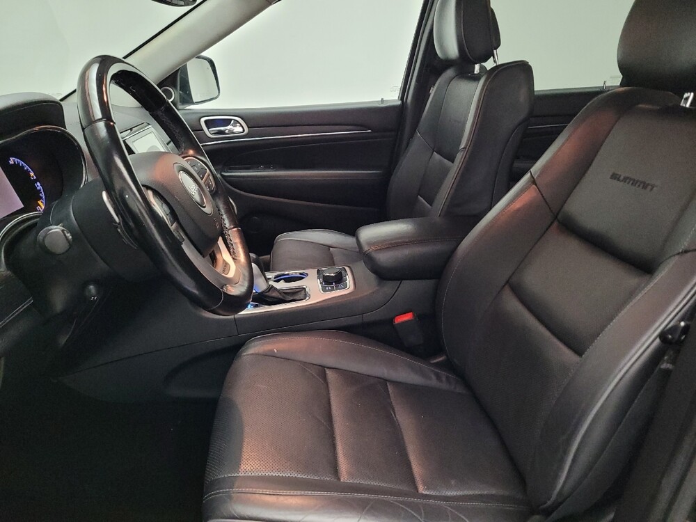 2020 Jeep Grand Cherokee in Fresno, CA 93726 - 18067349 17