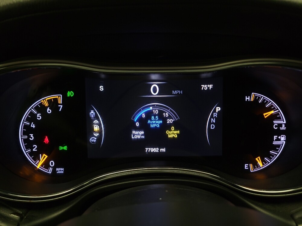 2020 Jeep Grand Cherokee in Fresno, CA 93726 - 18067349 23