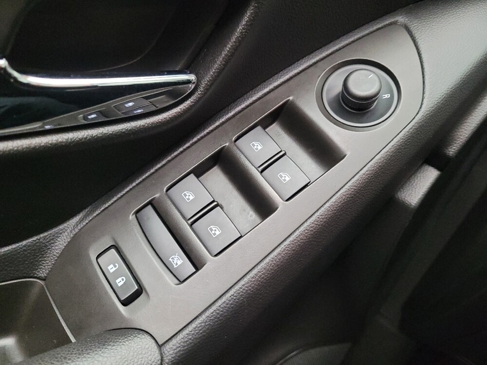 2017 Chevrolet Trax in Montclair, CA 91763 - 18067351 27