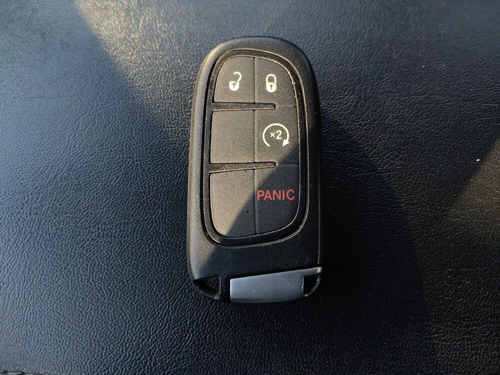 2021 Jeep Cherokee in Union City, GA 30291 - 18067363 32