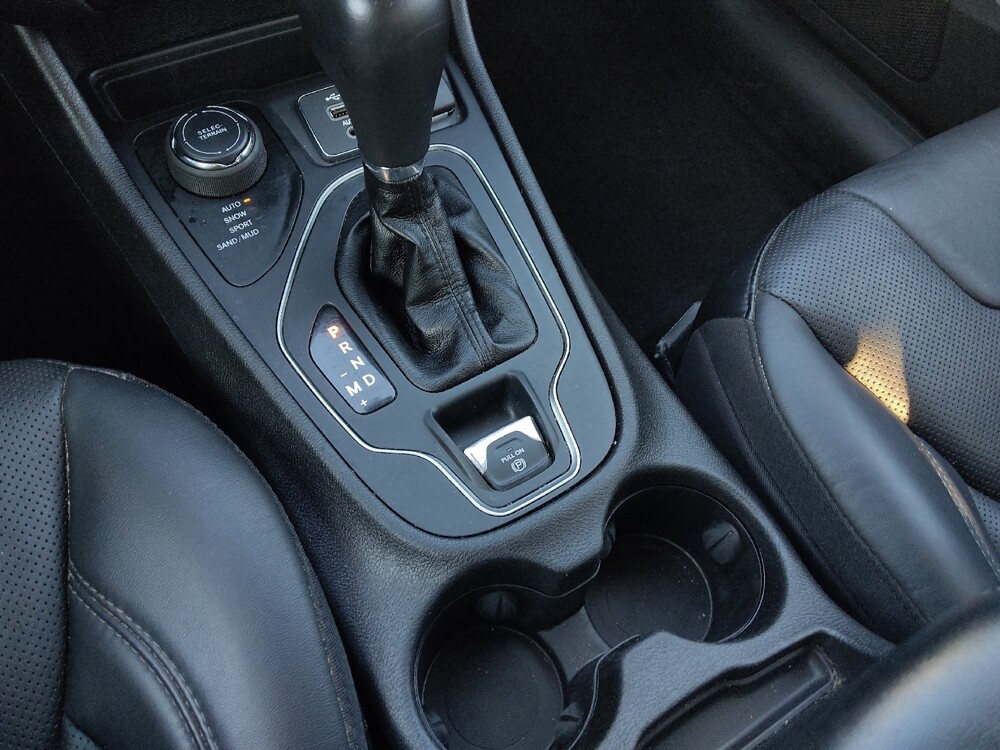 2021 Jeep Cherokee in Union City, GA 30291 - 18067363 26