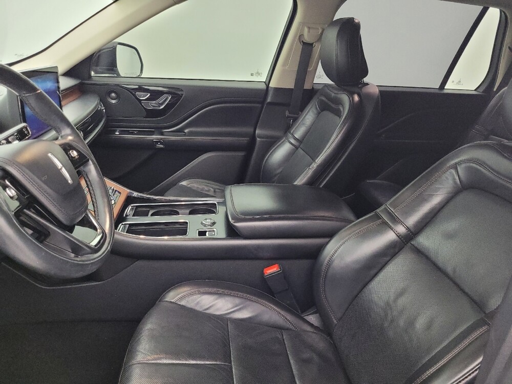 2020 Lincoln Aviator in Tampa, FL 33612 - 18067385 17