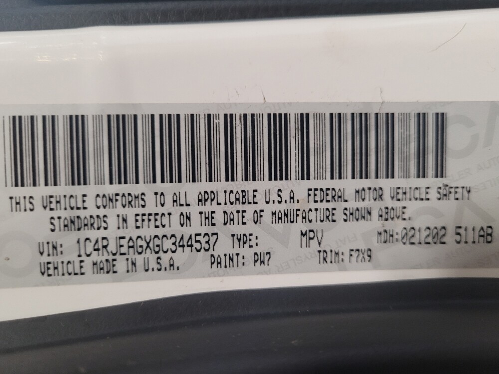 2016 Jeep Grand Cherokee in Kissimmee, FL 34744 - 18067394 33