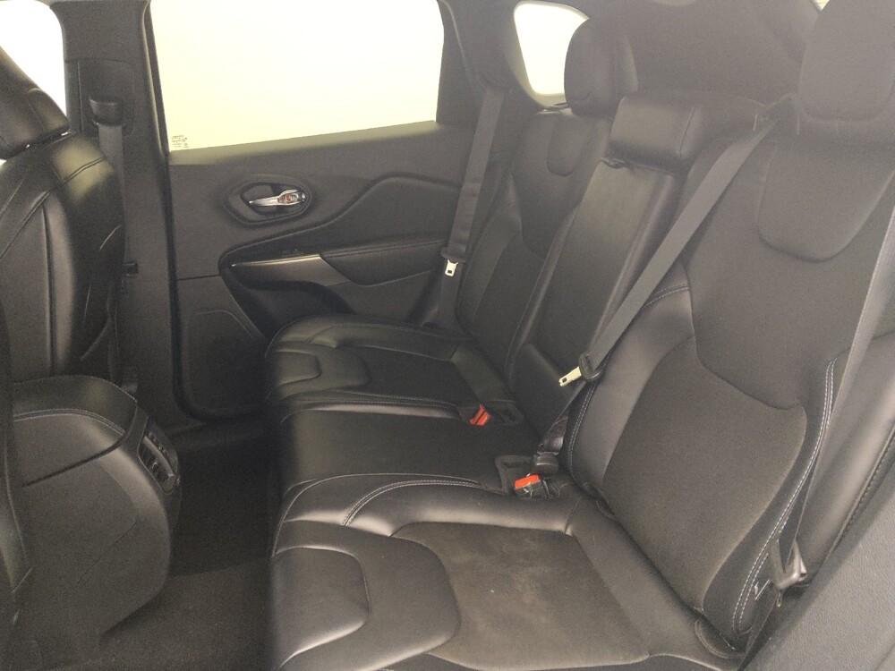 2020 Jeep Cherokee in Ocala, FL 34471 - 18067401 18