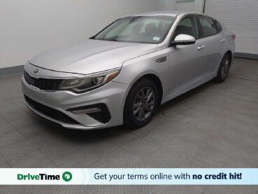 2020 Kia Optima in Topeka, KS 66611