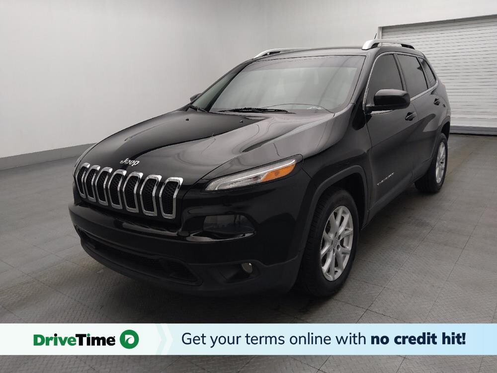 2018 Jeep Cherokee in Pensacola, FL 32505 - 18067457