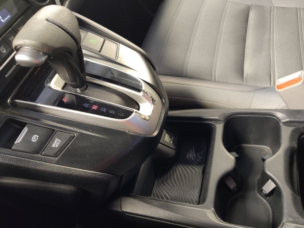 2019 Honda CR-V in Live Oak, TX 78233 - 18067460 26