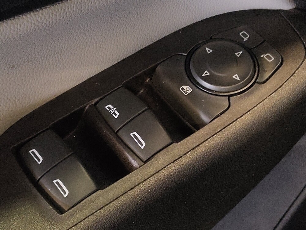 2019 Chevrolet Equinox in Jacksonville, FL 32210 - 18067473 27