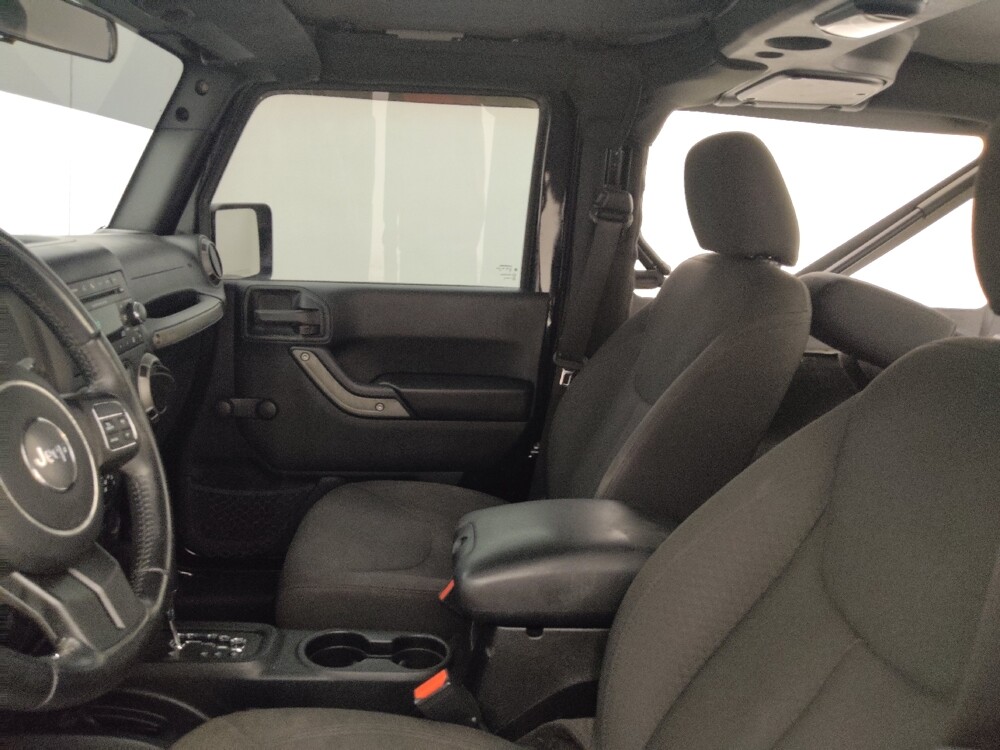 2017 Jeep Wrangler in Tampa, FL 33612 - 18067488 17