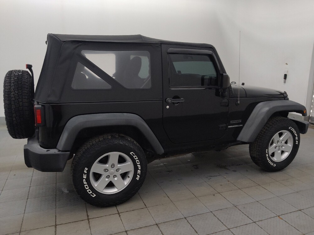 2017 Jeep Wrangler in Tampa, FL 33612 - 18067488 10