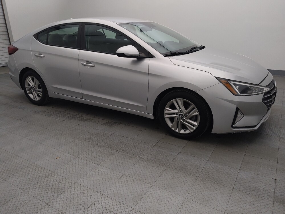 2019 Hyundai Elantra in Live Oak, TX 78233 - 18067507 11