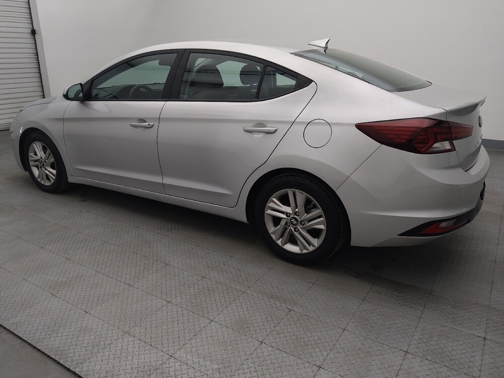 2019 Hyundai Elantra in Live Oak, TX 78233 - 18067507 3