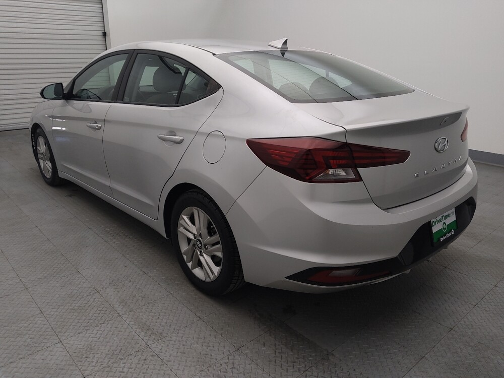 2019 Hyundai Elantra in Live Oak, TX 78233 - 18067507 5