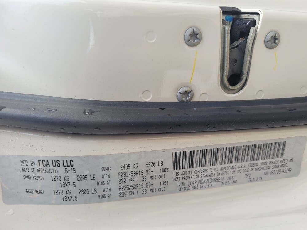 2019 Jeep Cherokee in Fort Myers, FL 33907 - 18067547 33