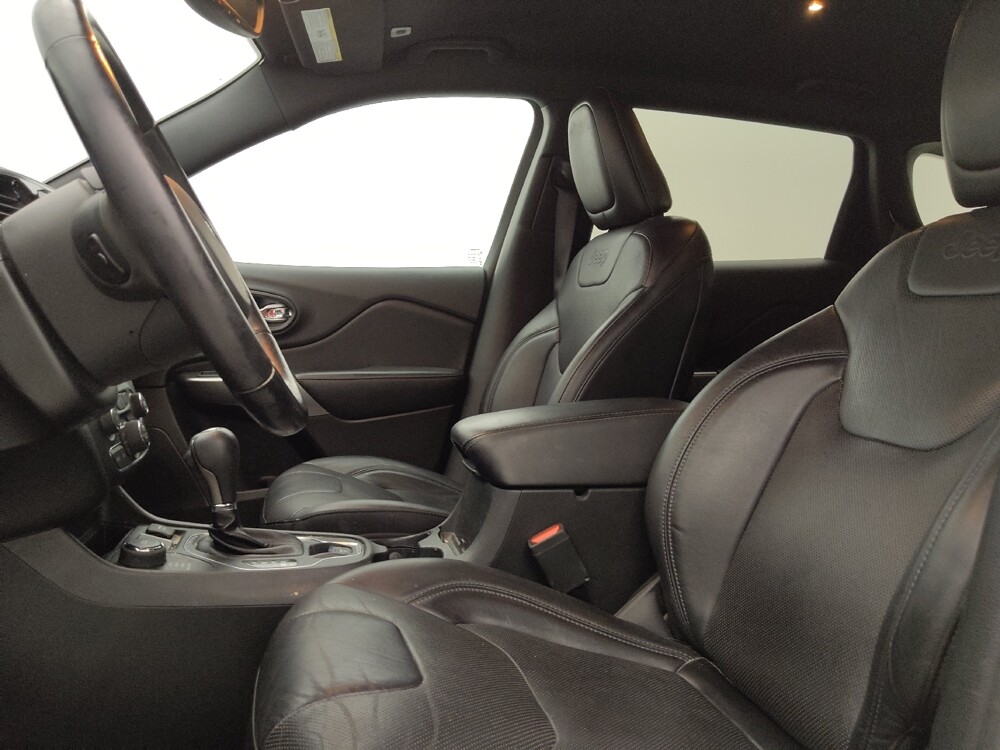 2019 Jeep Cherokee in Fort Myers, FL 33907 - 18067547 17