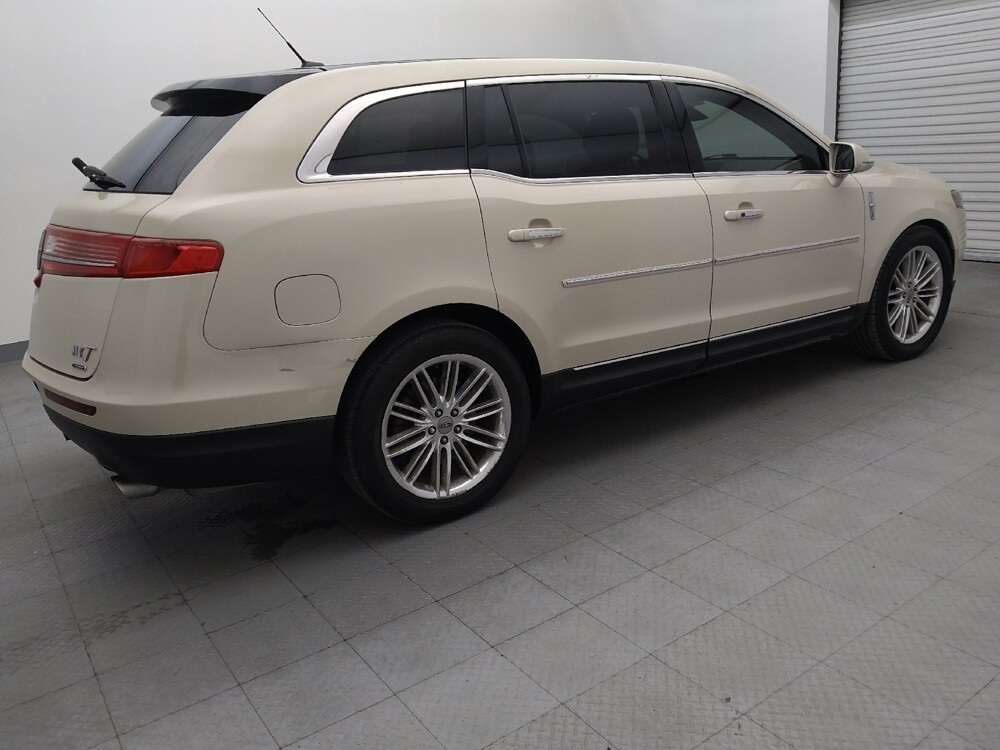 2014 Lincoln MKT in Live Oak, TX 78233 - 18067549 10