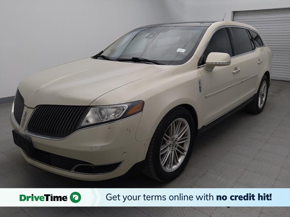 2014 Lincoln MKT in Live Oak, TX 78233 - 18067549