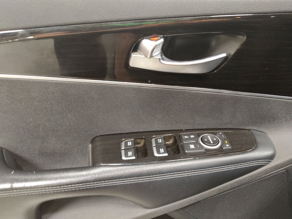 2019 Kia Sorento in Fort Worth, TX 76116 - 18067586 27