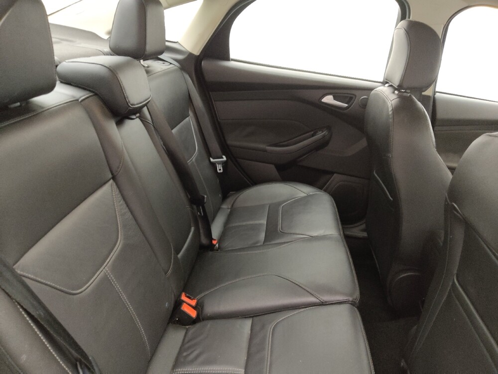 2018 Ford Focus in Gastonia, NC 28056 - 18067644 19