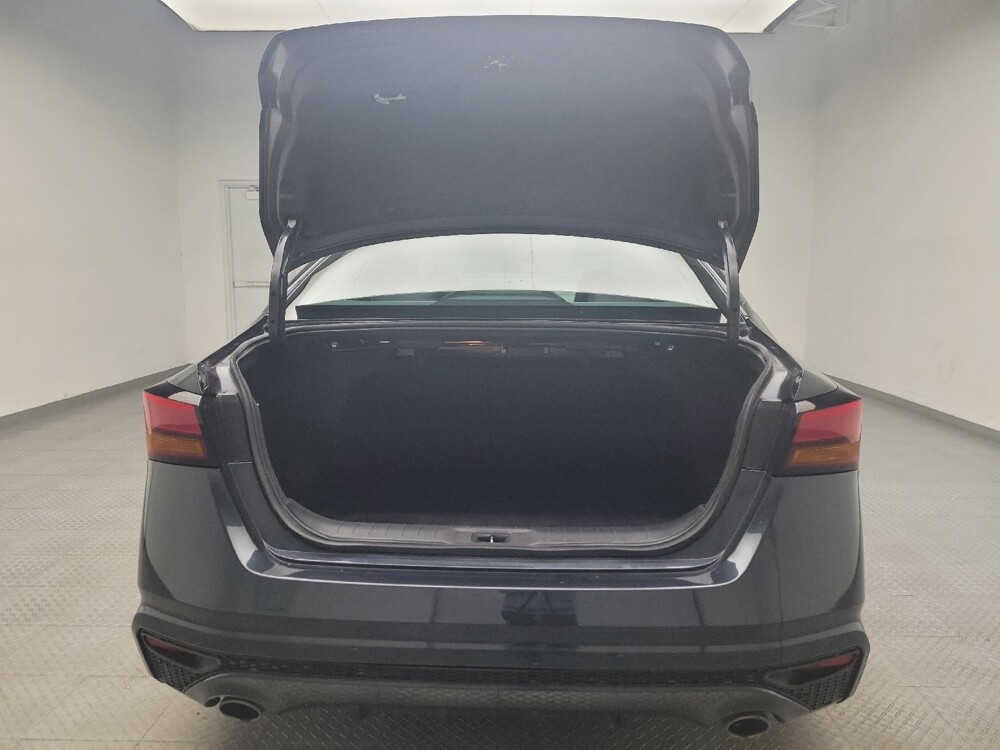 2022 Nissan Altima in Eastpointe, MI 48021 - 18067663 29