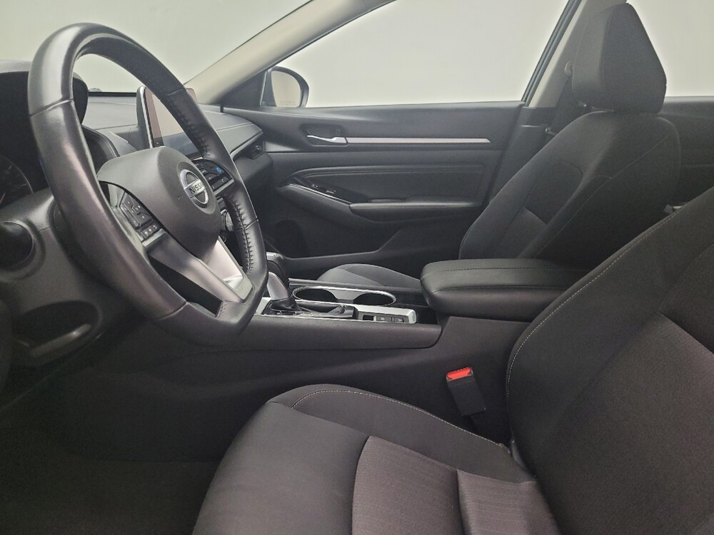 2022 Nissan Altima in Eastpointe, MI 48021 - 18067663 17