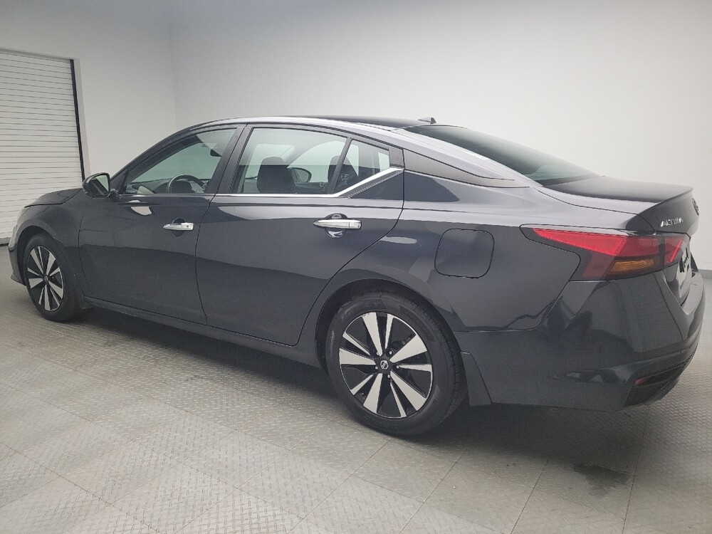 2022 Nissan Altima in Eastpointe, MI 48021 - 18067663 3