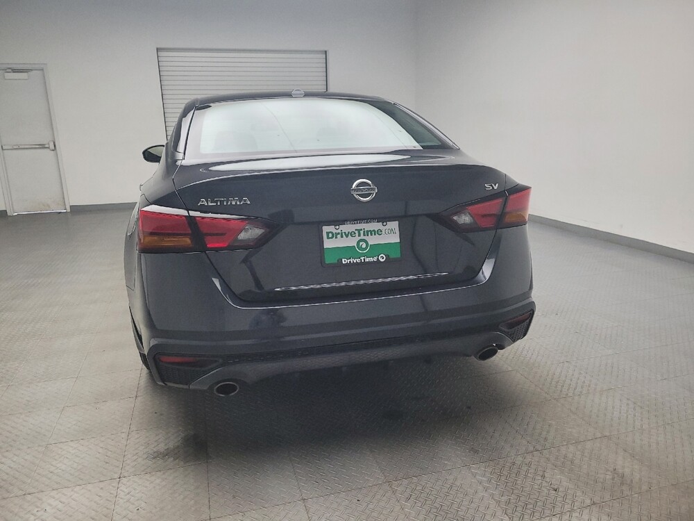 2022 Nissan Altima in Eastpointe, MI 48021 - 18067663 6