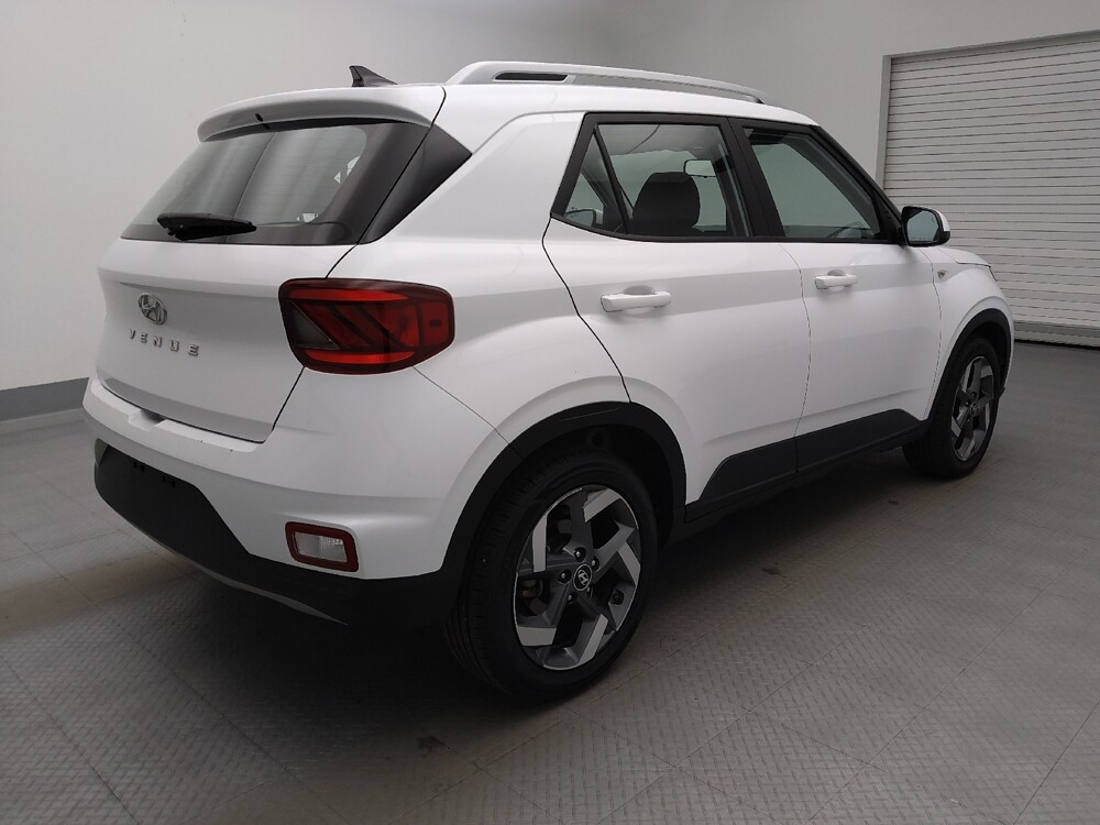 2022 Hyundai Venue in Lakewood, CO 80215 - 18067677 9