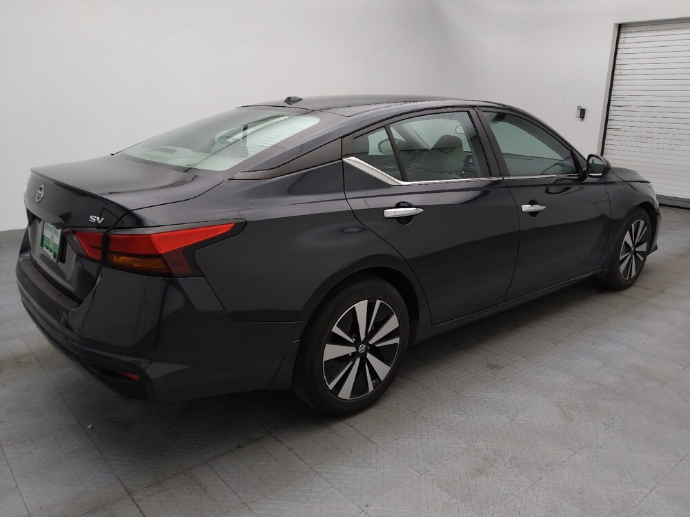 2021 Nissan Altima in Gastonia, NC 28056 - 18067680 10