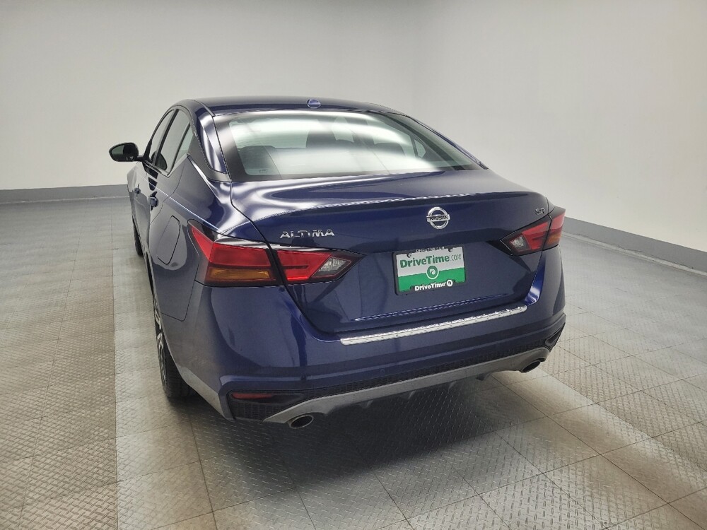 2022 Nissan Altima in Indianapolis, IN 46222 - 18067687 6