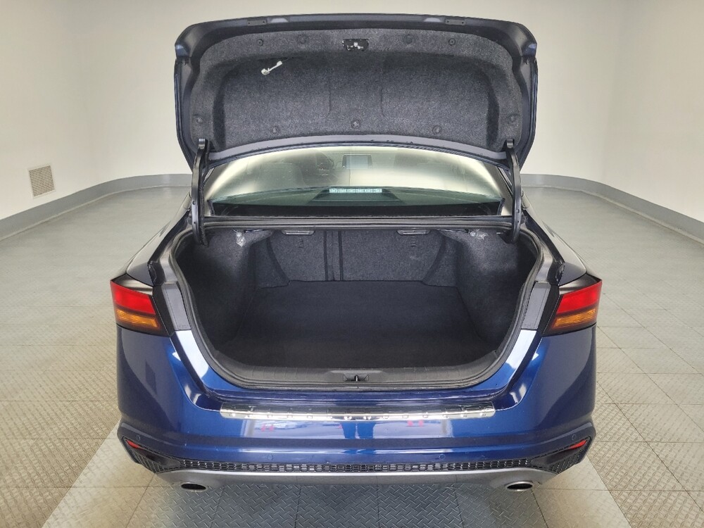 2022 Nissan Altima in Indianapolis, IN 46222 - 18067687 29