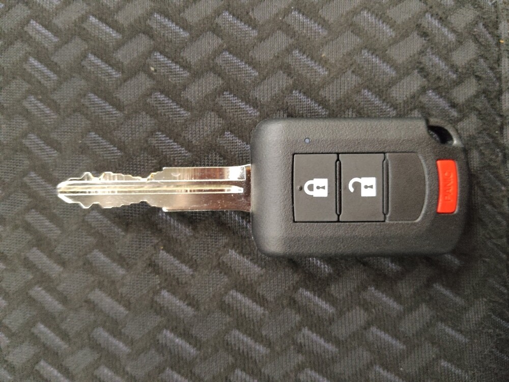 2020 Mitsubishi Eclipse Cross in Springfield, MO 65807 - 18067702 32