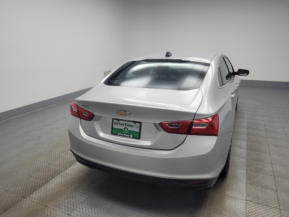 2020 Chevrolet Malibu in Ft Wayne, IN 46805 - 18067706 7